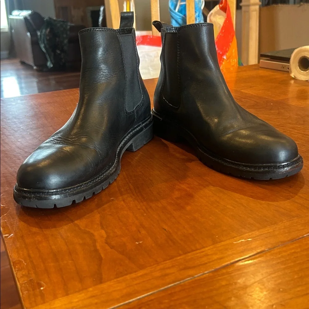 Michael Kors Hudson black size 8.5 Leather Boots